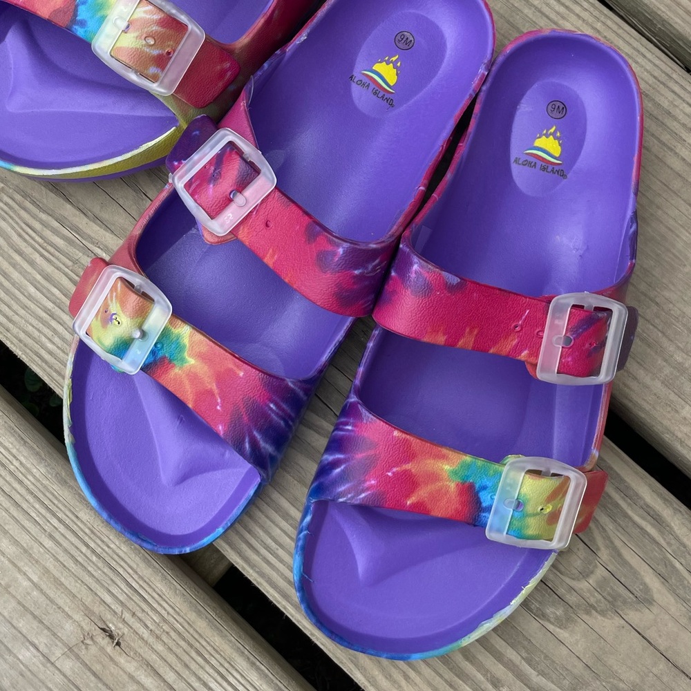 NWT ALOHA ISLAND TIE DYE SIZE 9M ADJUSTABLE BEACH SLIDES SANDLES